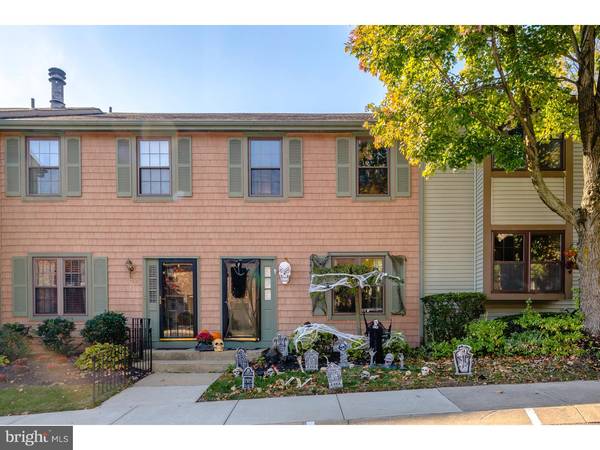 747 KINGS CROFT, Cherry Hill, NJ 08034