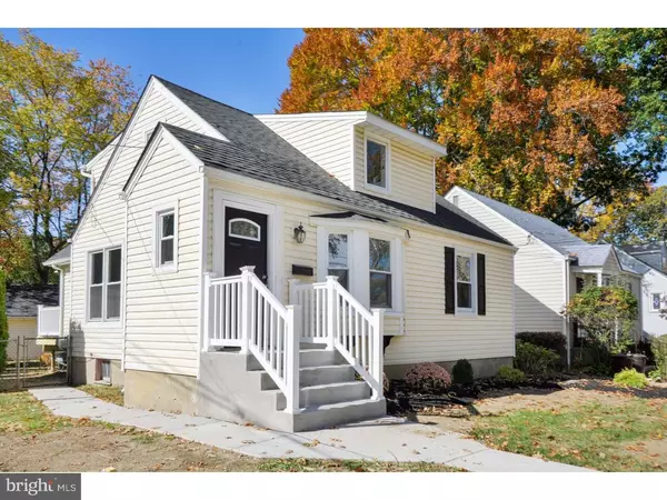 Oaklyn, NJ 08107,920 MAPLE AVE