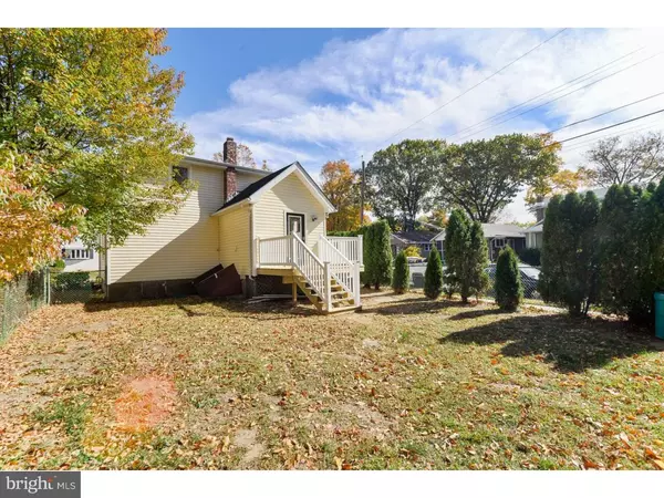 Oaklyn, NJ 08107,920 MAPLE AVE