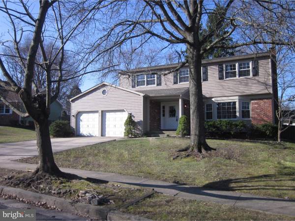 718 LINCOLN DR, Mount Laurel, NJ 08054