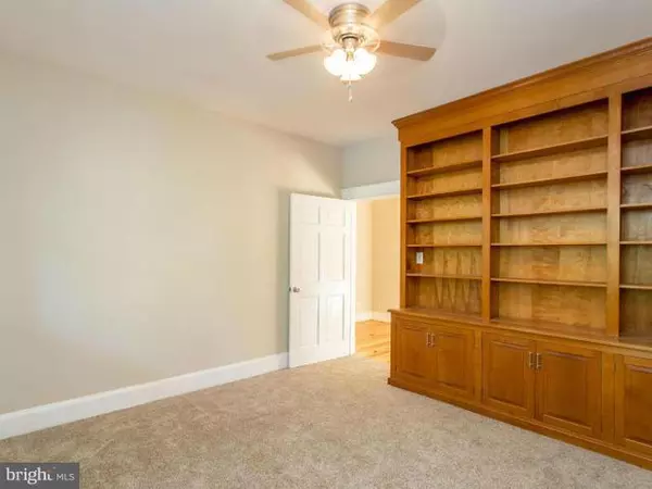 New Kent, VA 23124,11320 GROVES RD