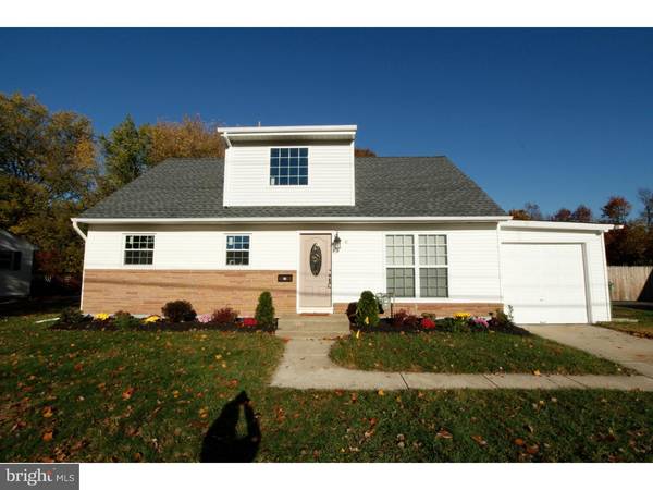 8 CALDWELL AVE, Marlton, NJ 08053