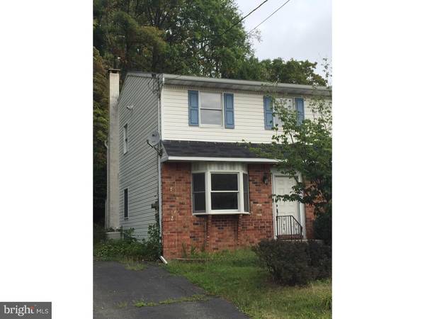 15 CHERRY ST, Bechtelsville, PA 19505