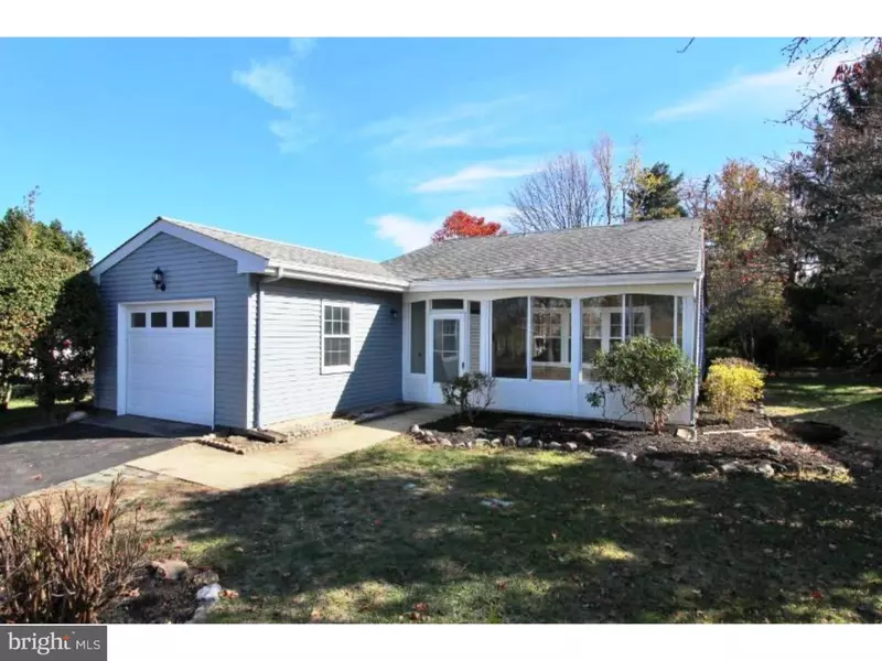 3 COVENTRY CT, Southampton, NJ 08088