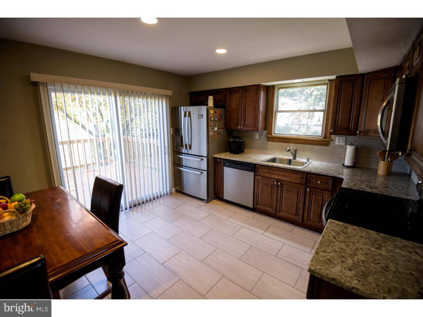Telford, PA 18969,101 COUNTRY SIDE LN