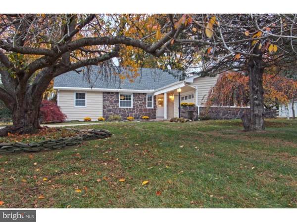 29 EDGEWOOD RD, Robbinsville, NJ 08691