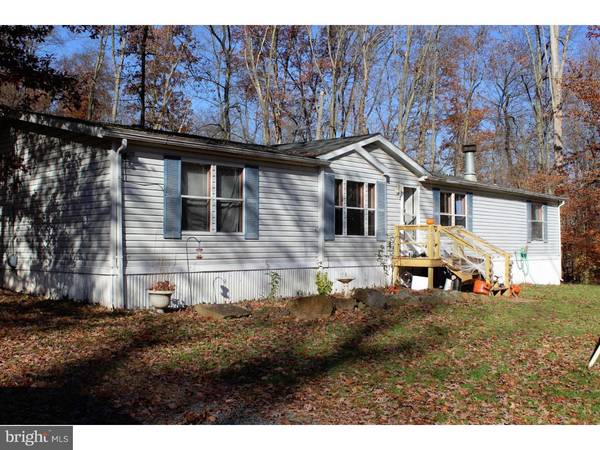 2951 SAINT PETERS RD, Elverson, PA 19520