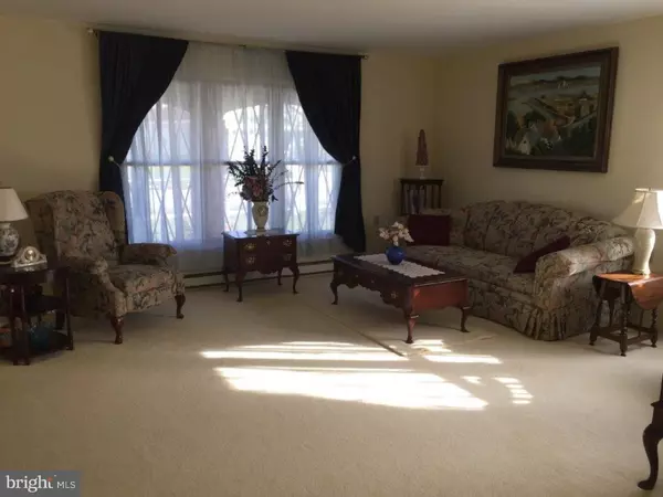 Southampton, NJ 08088,10 WINDSOR RD