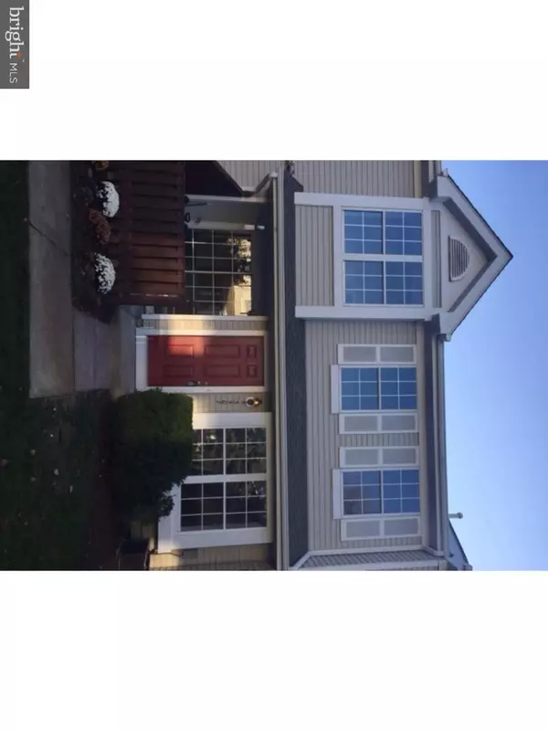 3507 FENWICK LN, Mount Laurel, NJ 08054