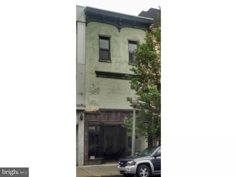 22 N CENTRE ST, Pottsville, PA 17901