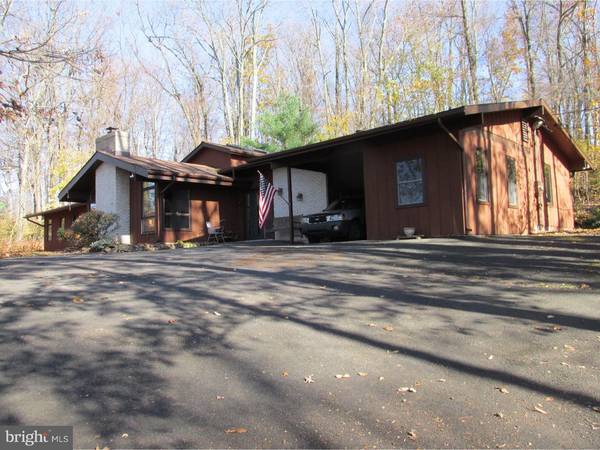 2185 MILLER RD, East Greenville, PA 18041