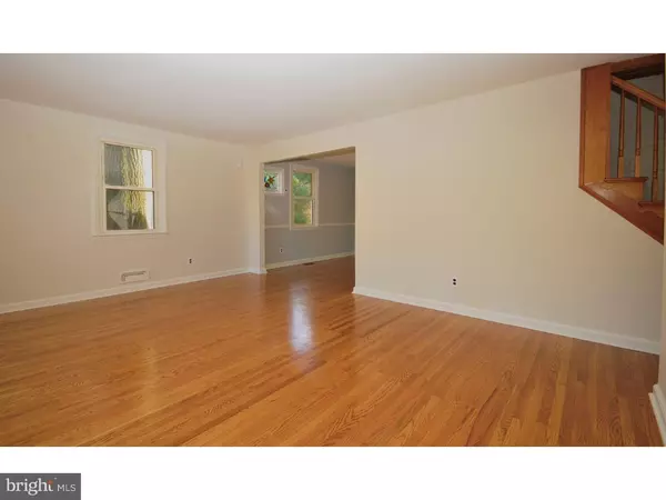 Oaklyn, NJ 08107,506 W CEDAR AVE