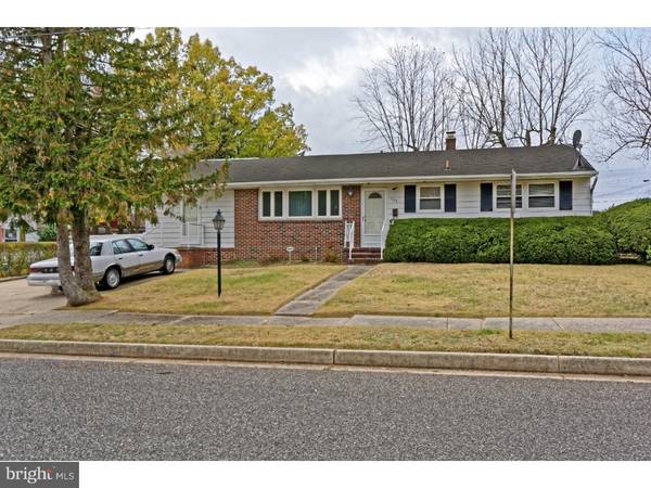 728 E EARL DR, Vineland, NJ 08360