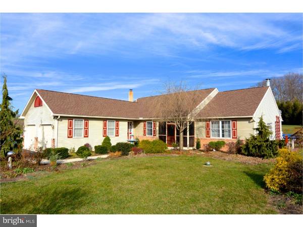 19 BAER LN, Bernville, PA 19506