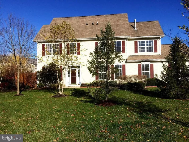 1 NORMANDY DR, Princeton Junction, NJ 08550