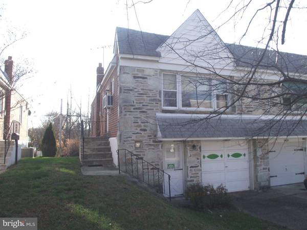 8831 DANBURY ST, Philadelphia, PA 19152