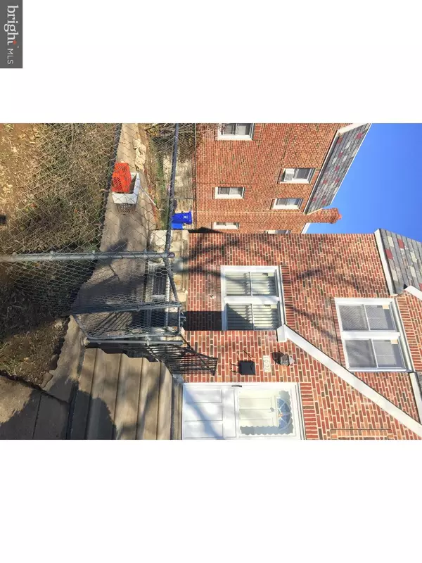 Philadelphia, PA 19111,1027 DISSTON ST