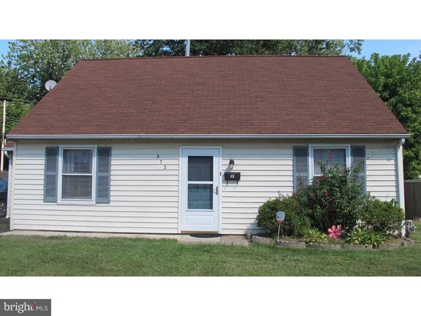 572 ELBRIDGE RD, Morrisville, PA 19067