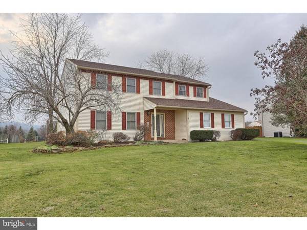 527 E WESNER RD, Blandon, PA 19510