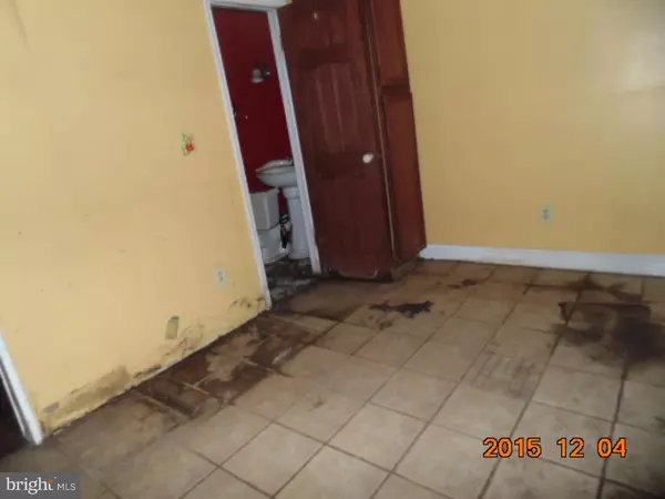 Willingboro, NJ 08046,21 MEADOWLARK LN