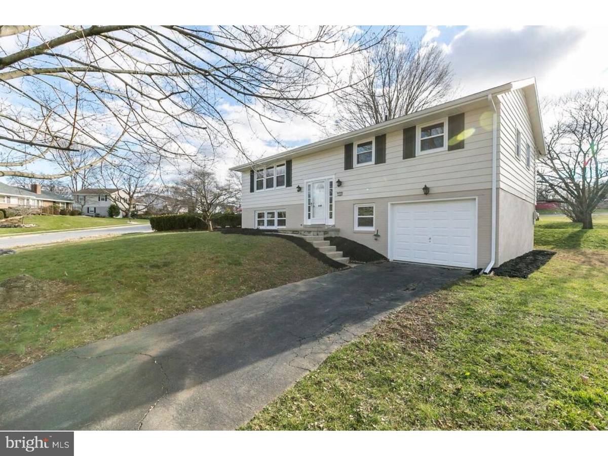 West Lawn, PA 19609,532 AMHERST AVE