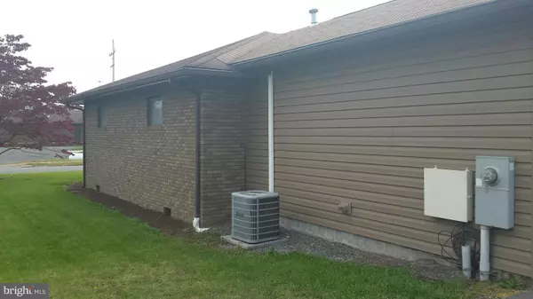 Cumberland, MD 21502,807 LAFAYETTE AVE