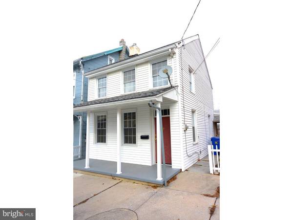 313 W HIGH ST, Womelsdorf, PA 19567