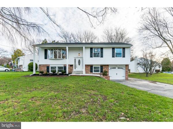 243 CENTENNIAL RD, Warminster, PA 18974