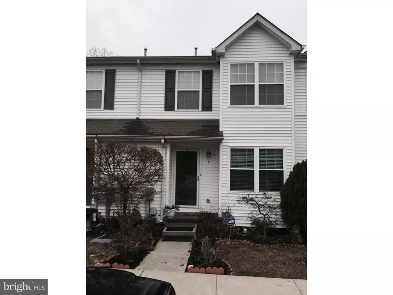 7 MILLSTREAM RD, Pine Hill, NJ 08021