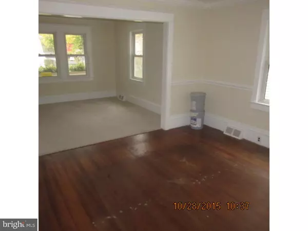 Oaklyn, NJ 08107,325 WALNUT AVE