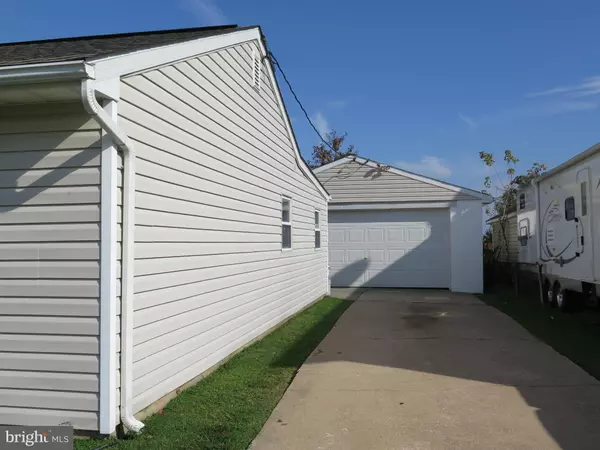 Halethorpe, MD 21227,2405 ZION RD