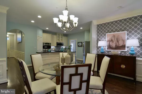 Elkridge, MD 21075,6451 PARK FOREST CIR #66