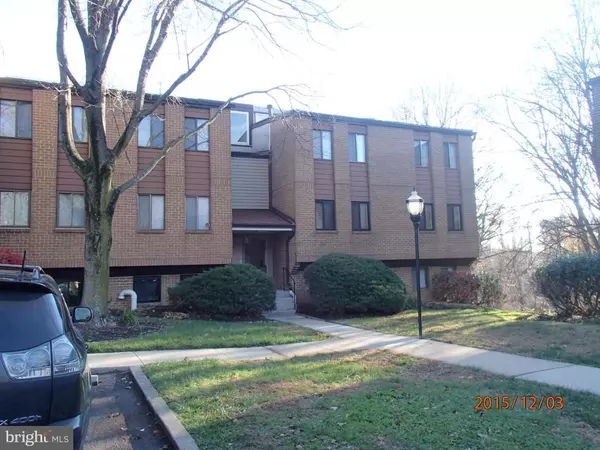 13 SUNTOP CT #T-1, Baltimore, MD 21209