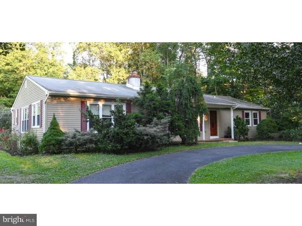 5 BRIGGS RD, North Hanover Twp, NJ 08562