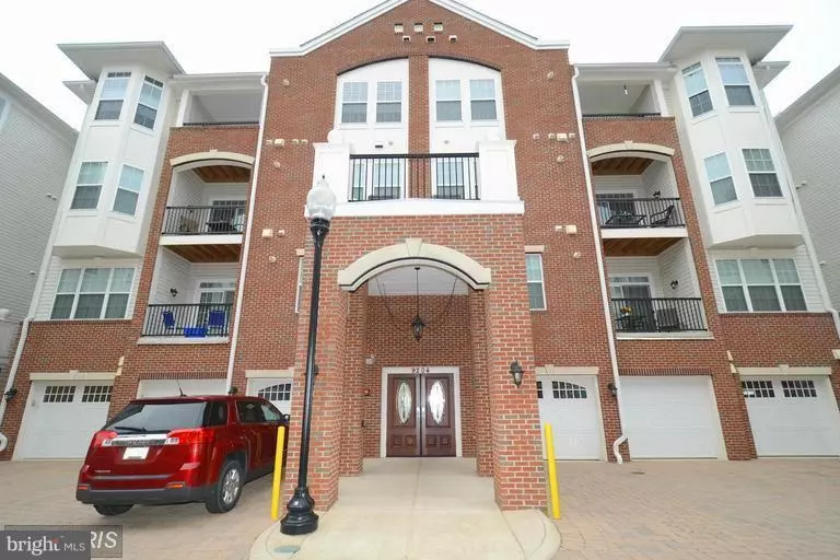 9204 CHARLESTON DR #205, Manassas, VA 20110