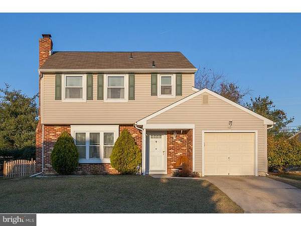 24 ROBERT CT, Swedesboro, NJ 08085