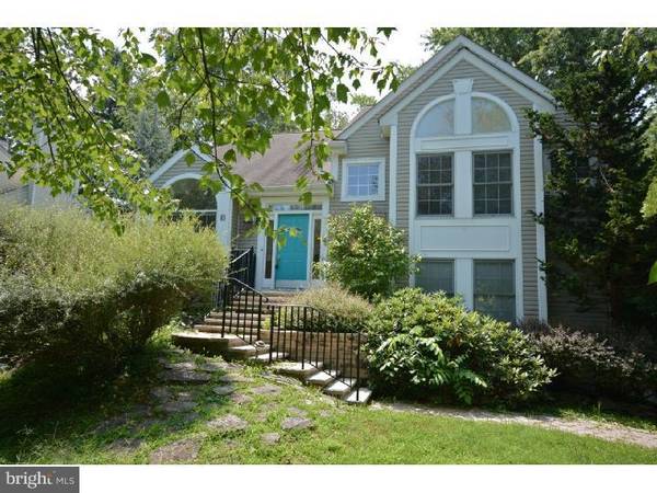 13 ELM ST, Hopewell, NJ 08525