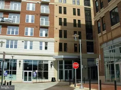 Falls Church, VA 22046,444 BROAD ST #415