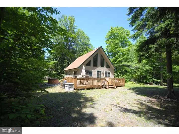 187 TENICUM TRL, Pocono Lake, PA 18347