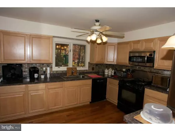 Freehold, NJ 07728,384 MONMOUTH RD