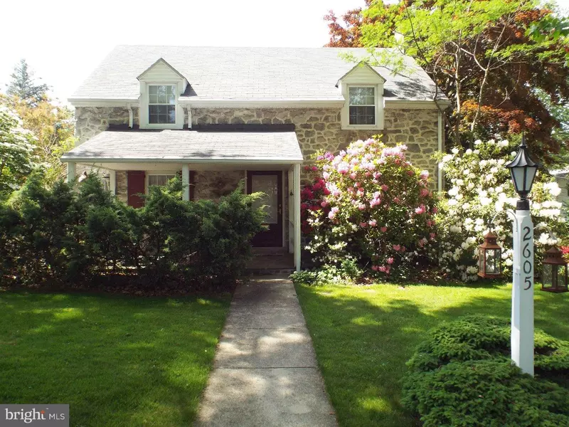 2605 HOLLYWOOD CT, Reading, PA 19606