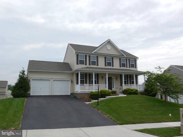 514 EVANGELINE DR, Waynesboro, PA 17268