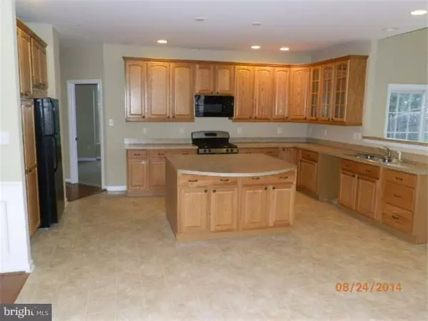 Barrington, NJ 08033,425A PELTOMA RD