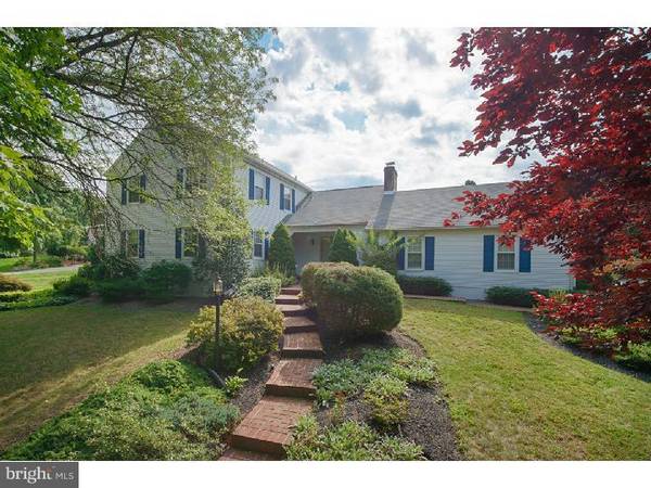 28 JUNCO DR, Wyomissing, PA 19610