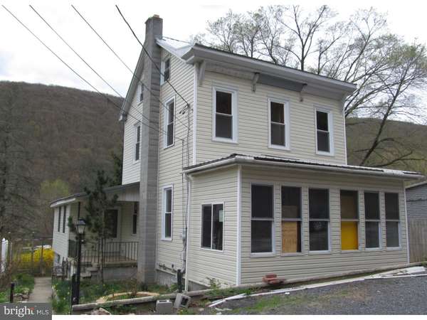 51 SOUTH ST, Port Clinton, PA 19549