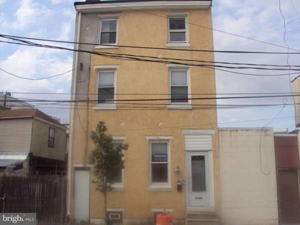 1104 E DUNTON ST, Philadelphia, PA 19123