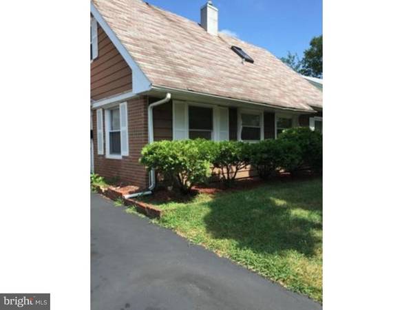 73 MIDVALE LN, Willingboro, NJ 08046