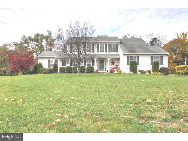 4 GALLOPING BROOK DR, Allentown, NJ 08501