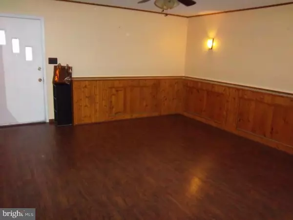 Willingboro, NJ 08046,45 BARTLETT LN