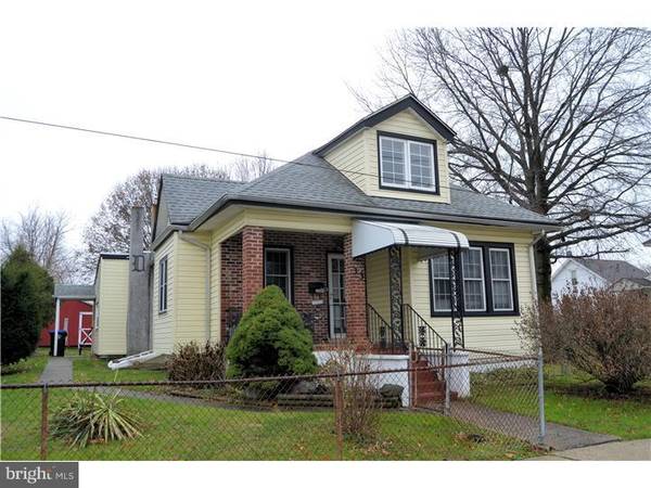 33 TAYLOR AVE, Boothwyn, PA 19061